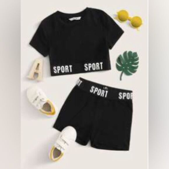 NWOT SHEIN black and white short set. Size 10. - Picture 1 of 5